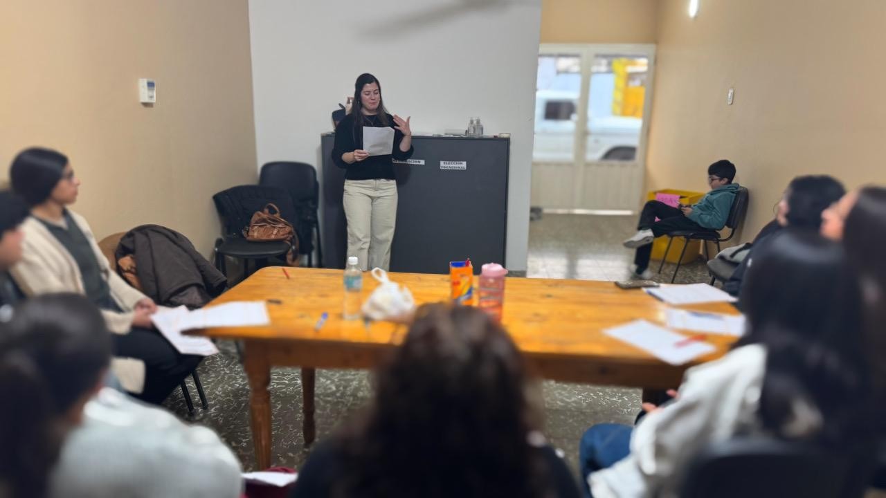 El área de Juventudes del Municipio de Pocito llevó adelante el taller “Proyecto de Vida y Vocación”, un espacio de reflexión y autoconocimiento que invitó a los participantes a repensar sus metas, decisiones y sueños.
