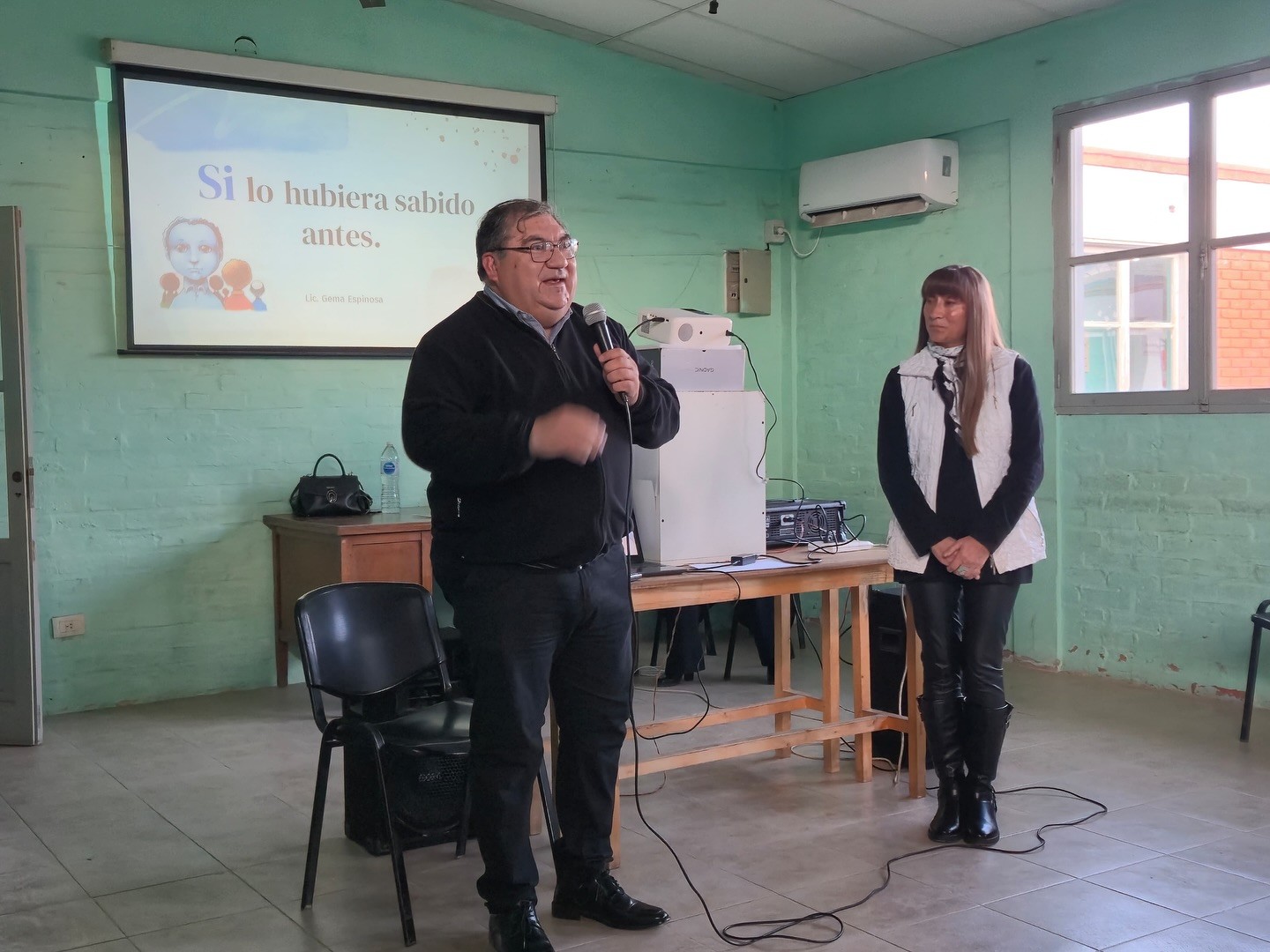 La gestión del intendente de Ullum,David Domínguez sigue comprometido  con la prevención del suicidio llevando adelante  reuniones con la  comunidad para hablar sobre este flagelo y tabú.