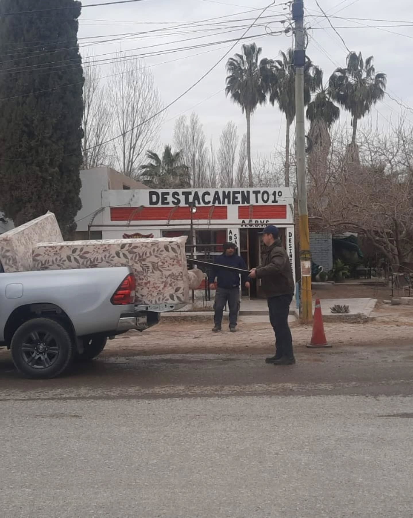 La gestión del intendente Alfredo Castro de Sarmiento sigue llevando adelante acciones para brindar el apoyo necesario a los bomberos voluntarios