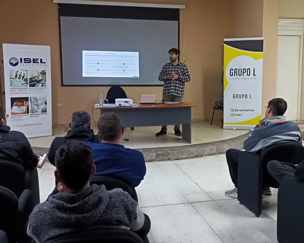 Iglesia  sigue apostando a la formación para el trabajo iniciando en  el CIT de Pismanta, Las Flores una nueva   capacitación en Electricidad Domiciliaria.
