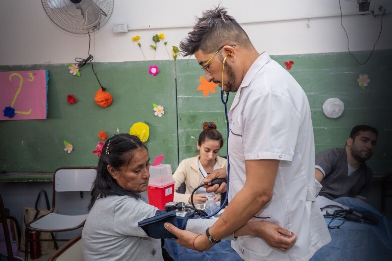 53406.jpg La Mesa de Responsabilidad Social acerca prevención y atención médica a 25 de Mayo