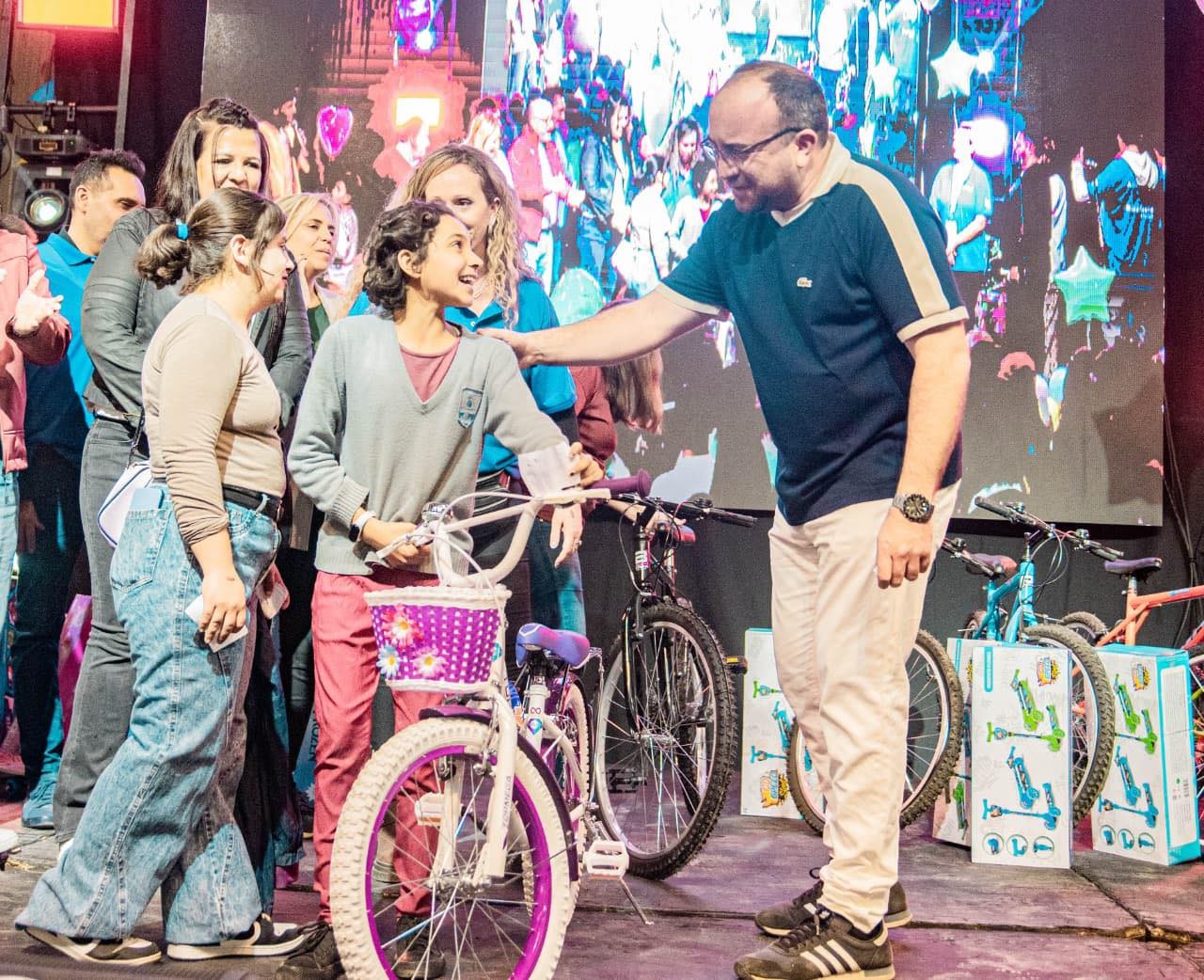En el predio de Cepas Argentina el municipio de Rivadavia vivió el festejo del  Día del Niño en una jornada inolvidable.