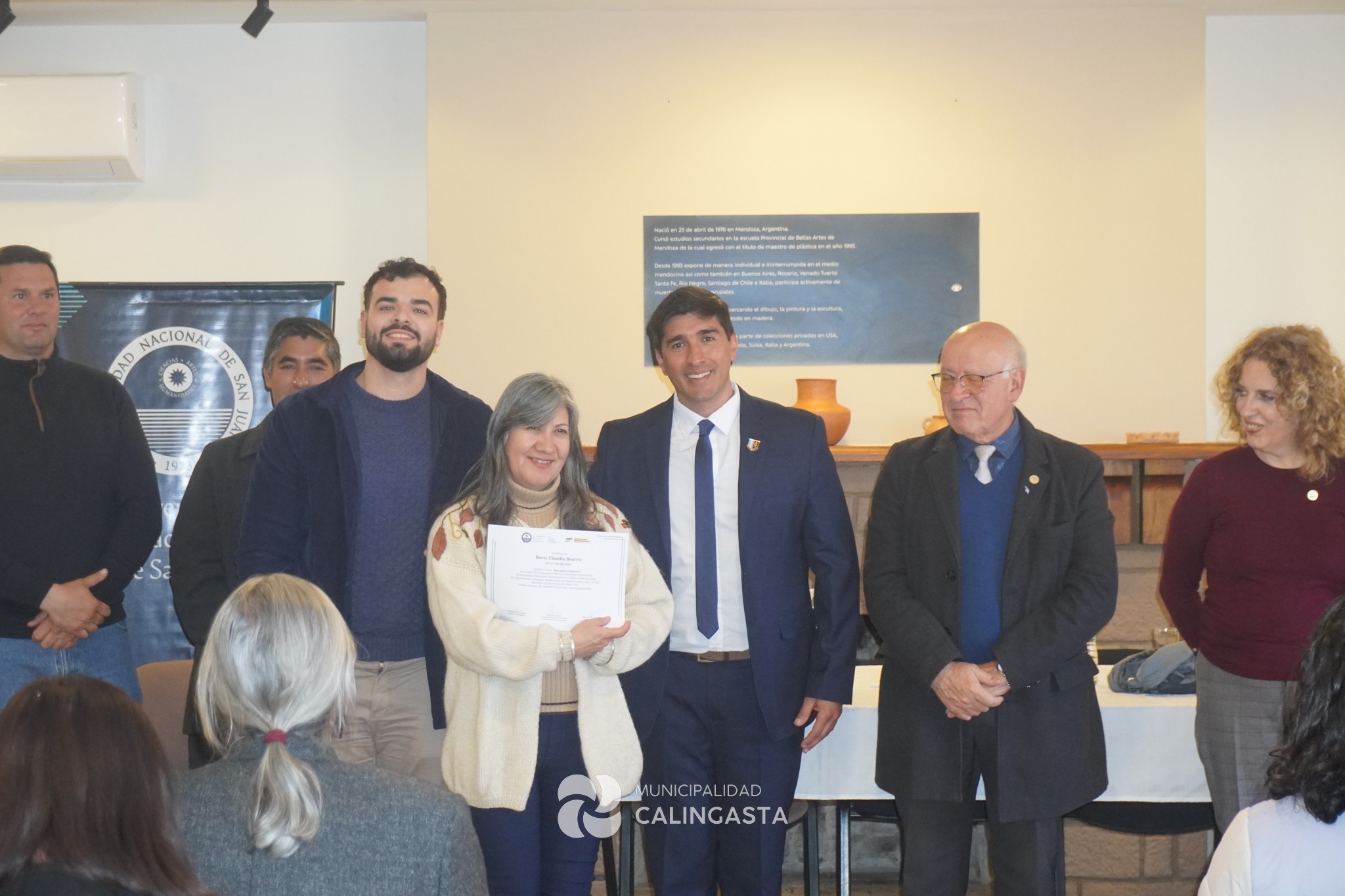 El intendente de Calingasta,Sebastian Carbajal participo del  acto de entrega de certificados de la Escuela de Oficios y Educación Profesional.