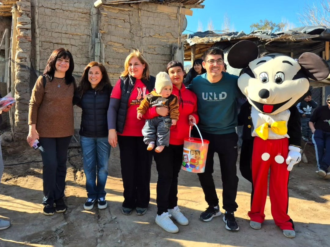 Durante el fin de semana el municipio de San Martin dijo presente para celebrar el día del niño con los mas pequeños del departamento.