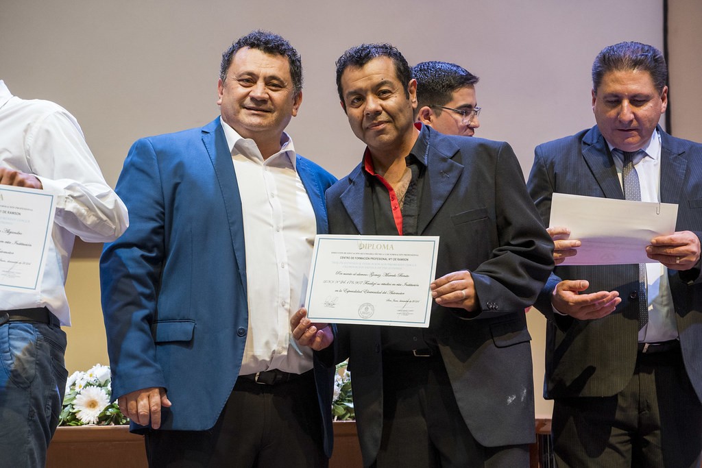 Entregaron diplomas a 705 egresados del Centro de Formación Profesional N° 1