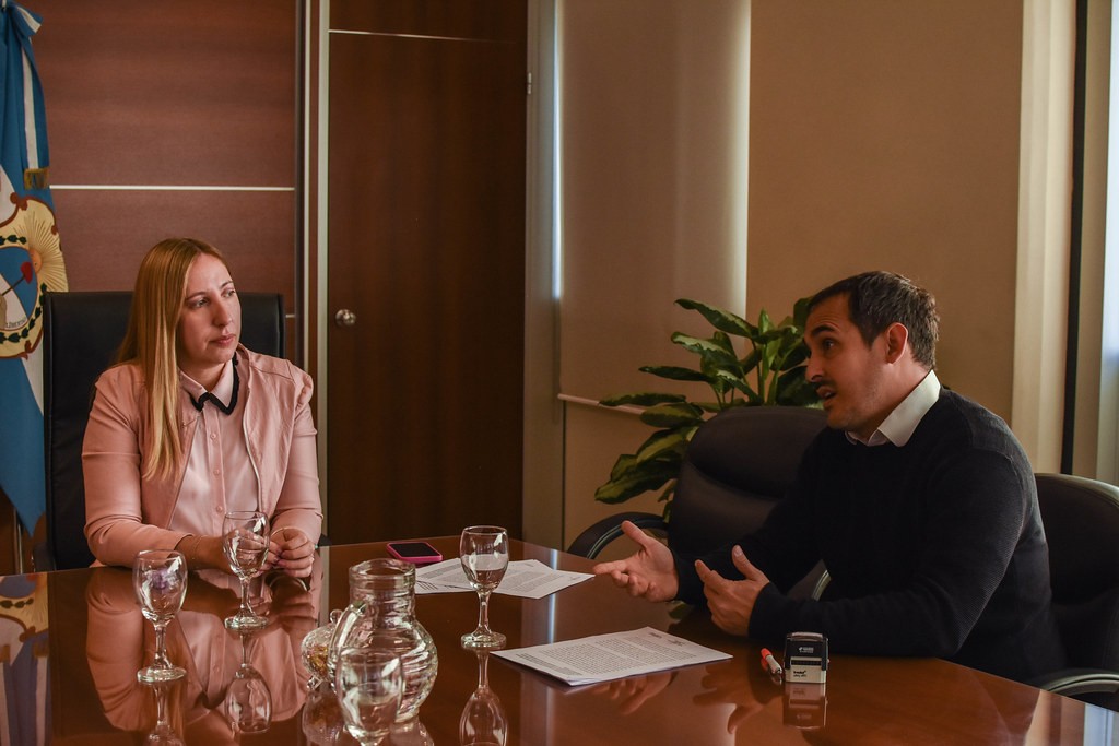 Gobierno firmó un nuevo acuerdo por los trabajos de mensura con Ingenieros