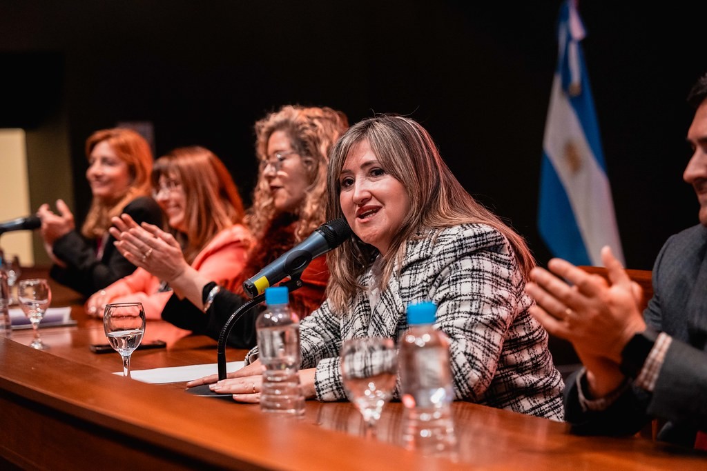 El Ministerio de Educación lanzó   la tercera cohorte del programa Transformar la Secundaria y sumó 50 escuelas, por lo que alcanzó a las 100 instituciones de todas las modalidades, tanto de gestión estatal como de gestión privada.