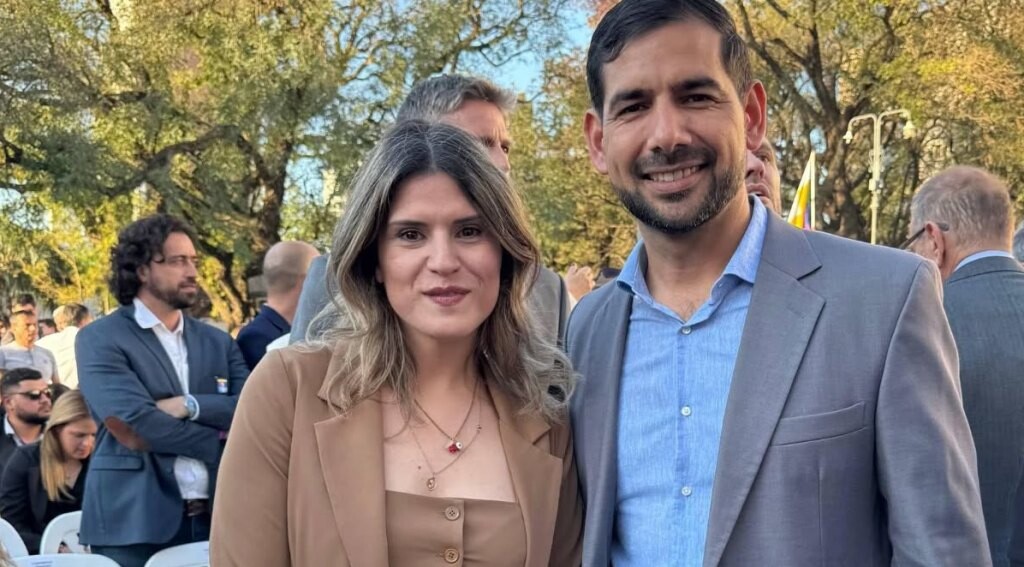 El intendente de Las Toscas, Iván Sánchez, ordenó que se  cortara el suministro de agua potable a 15 canillas públicas, donde se beneficiaban más 600 personas.