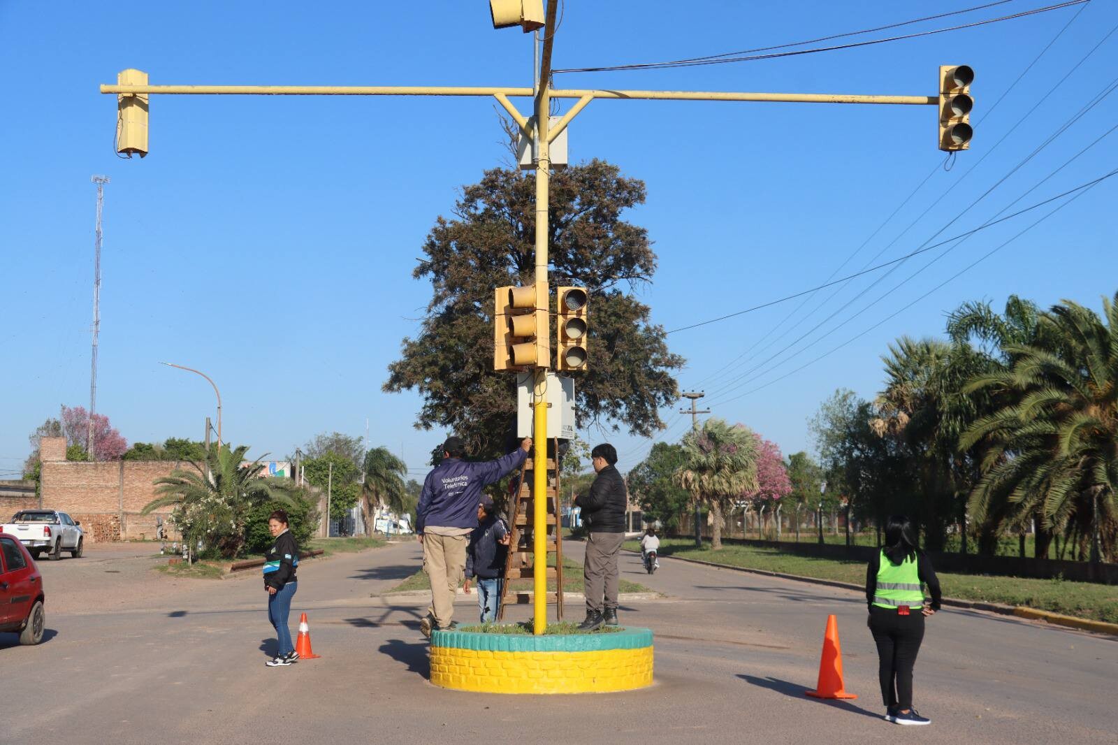 TRES ISLETAS: Servicios y Obras Públicas cerró una semana intensa de trabajo en la ciudad