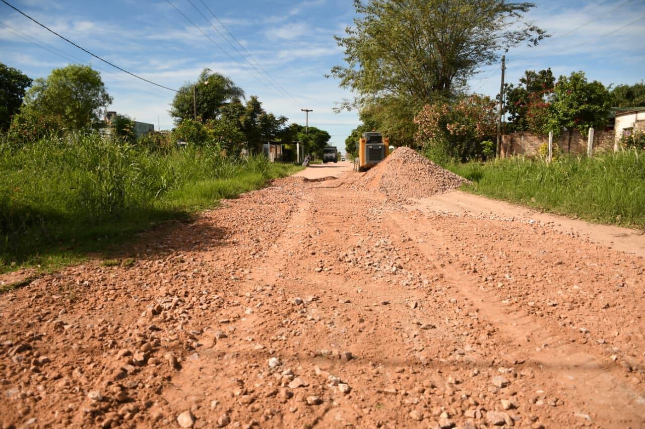 TRES ISLETAS: EL ÁREA DE SERVICIO PÚBLICO CONTINÚA CON EL OPERATIVO INTEGRAL EN B° Y QTA 27