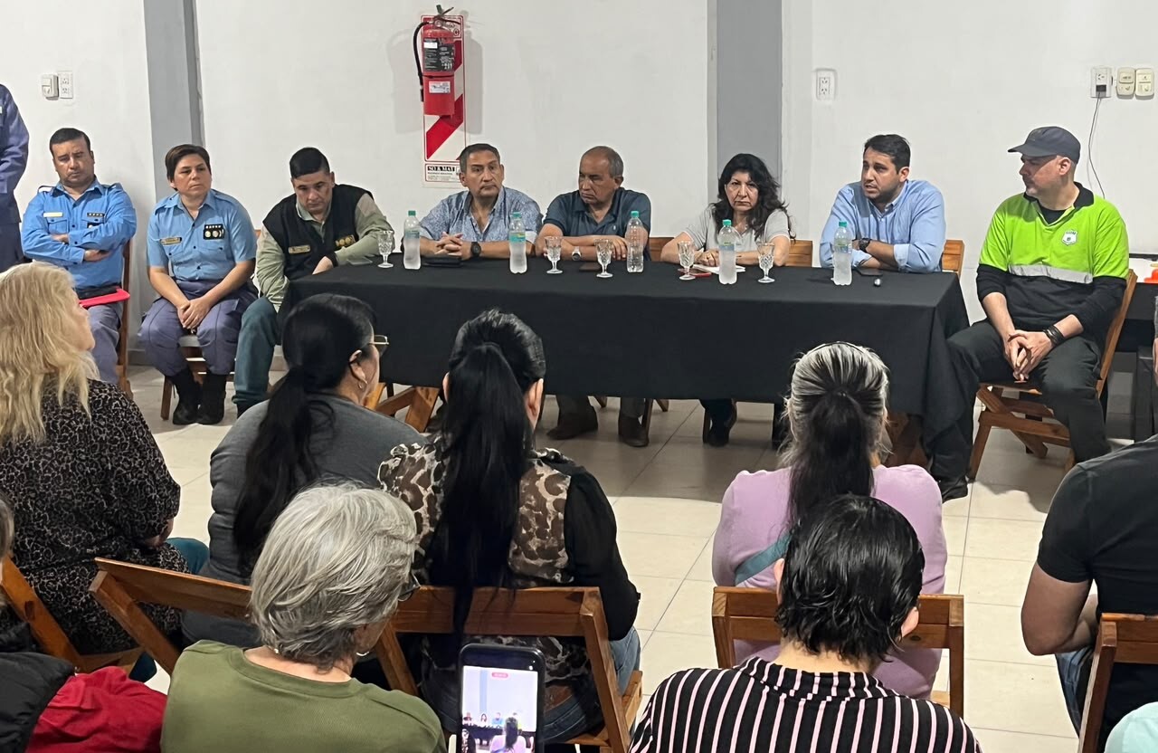 SEGURIDAD Y PARTICIPACIÓN VECINAL: PRESENTARON NUEVAS AUTORIDADES POLICIALES EN BARRANQUERAS