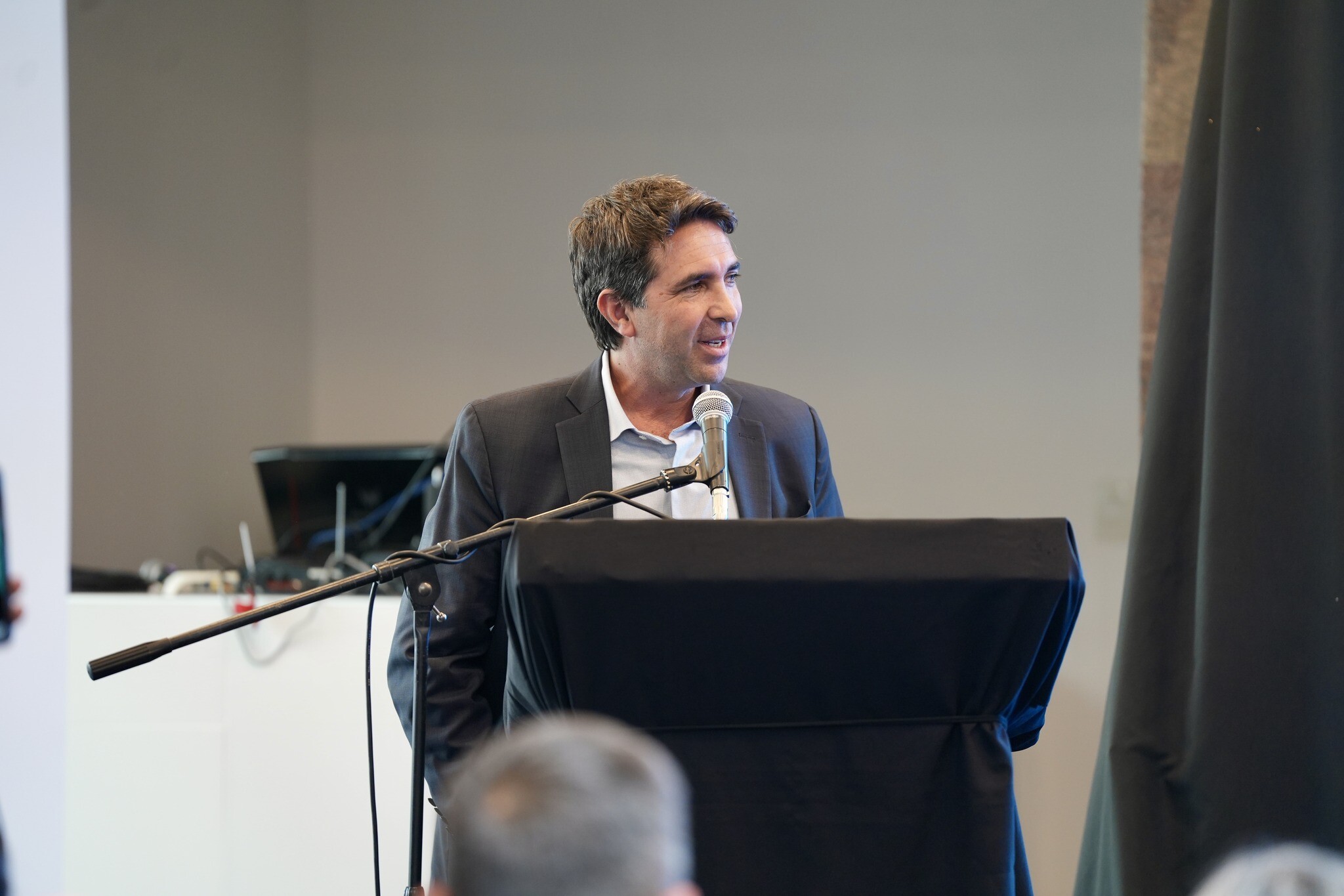 Estanislao Alemán: “Hoy celebramos tener un Río Gallegos y una provincia más conectada con el país y con el mundo” Estanislao Alemán: “Hoy celebramos tener un Río Gallegos y una provincia más conectada con el país y con el mundo”