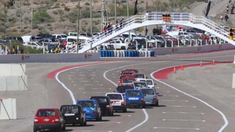 611749df989d315408fd73ca7335c8b4_L.jpg El Zonal Cuyano de automovilismo correrá otra vez en el autódromo El Zonda