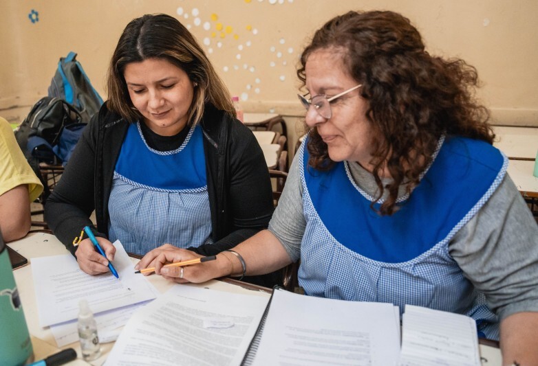 61395.jpg Solicitan a docentes retirar certificados de formación