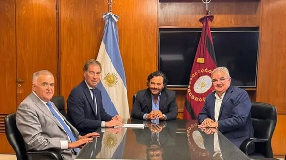 GOBERNADORES DEL NOA RECLAMARON A NACIÓN POR REFORMA LABORAL, FONDOS Y RUTAS