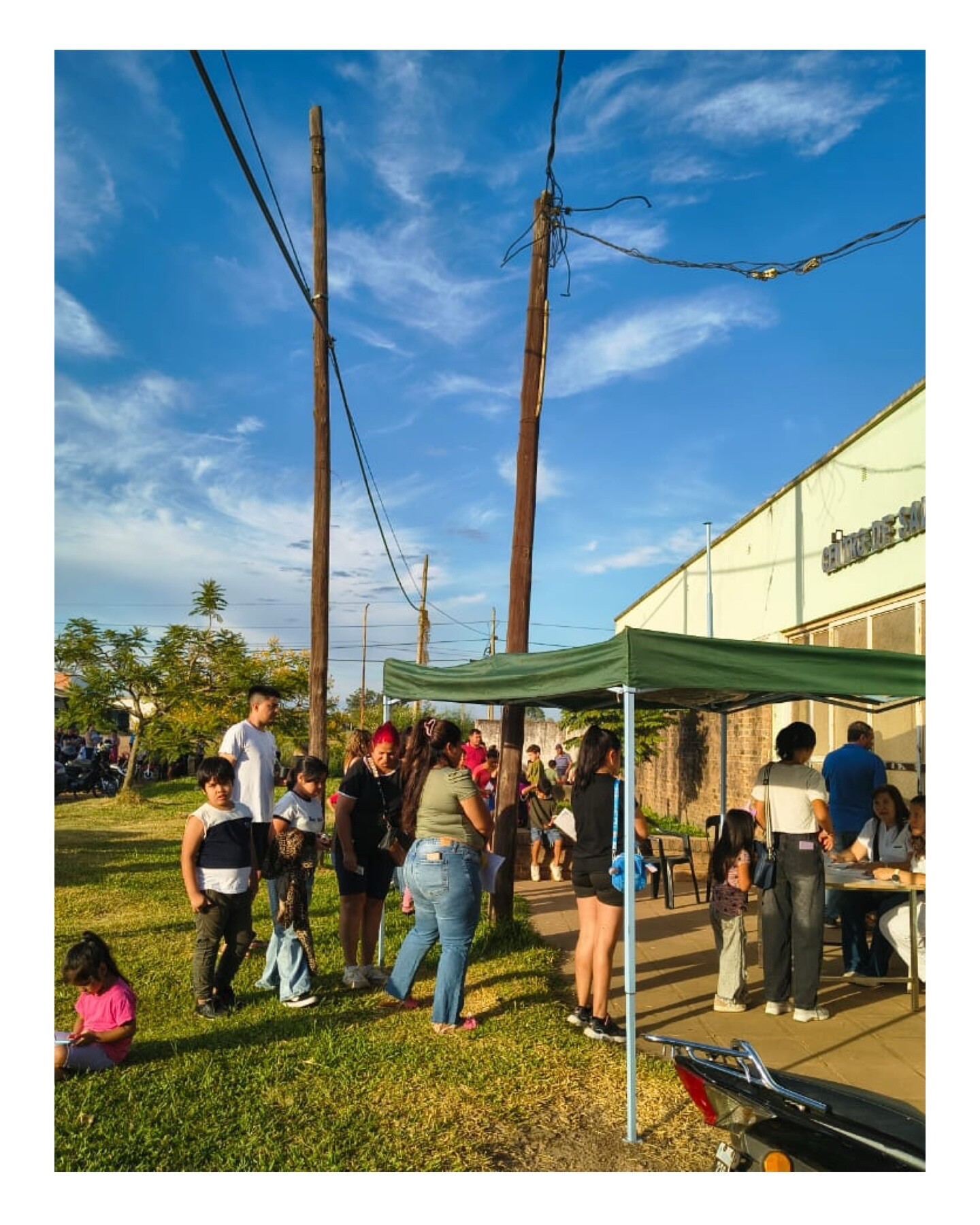 Hoy el operativo “Regreso a Clases” está en nuestro barrio. CAPS N° 9 “Armando Gallesio”