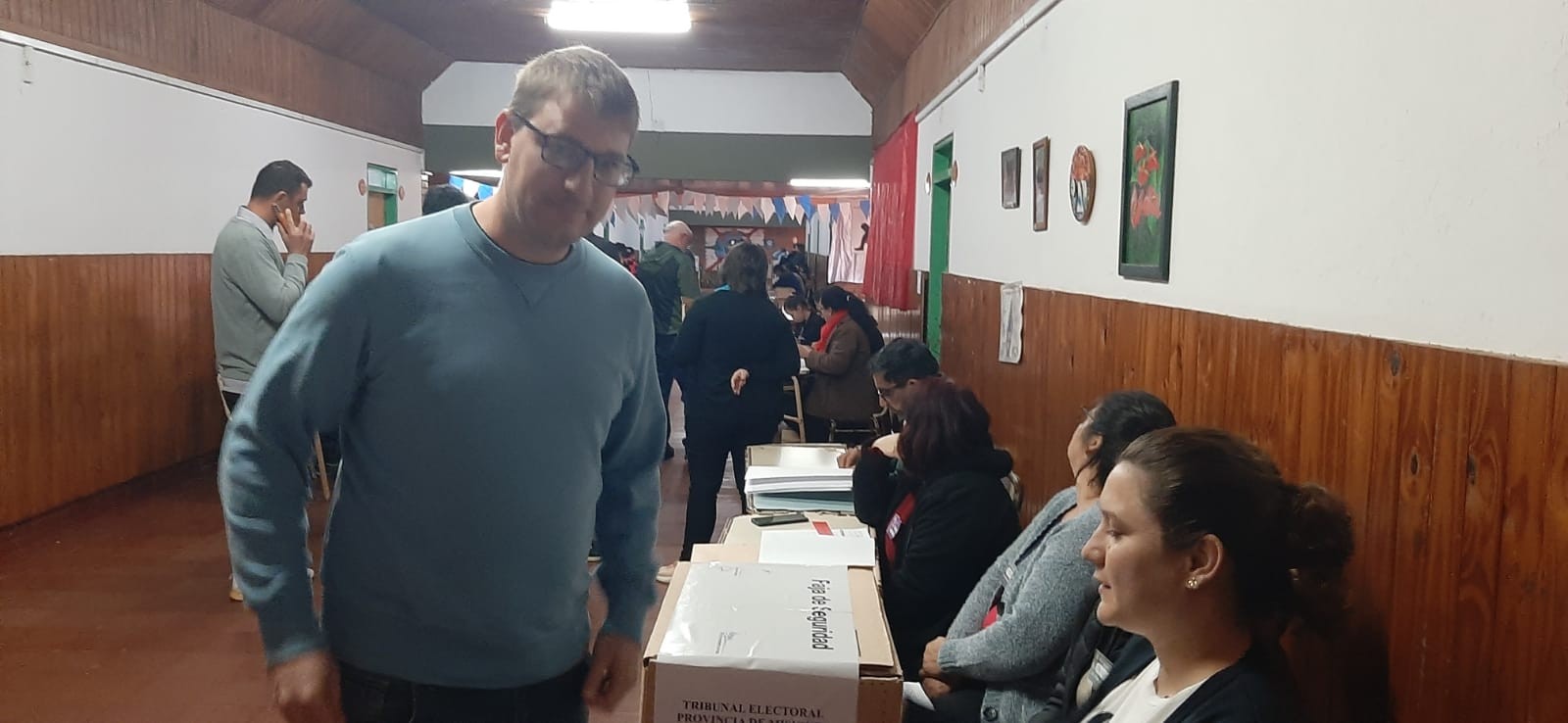 Denis Bochert destacó la participación ciudadana y el contacto directo con la gente en el cierre de campaña