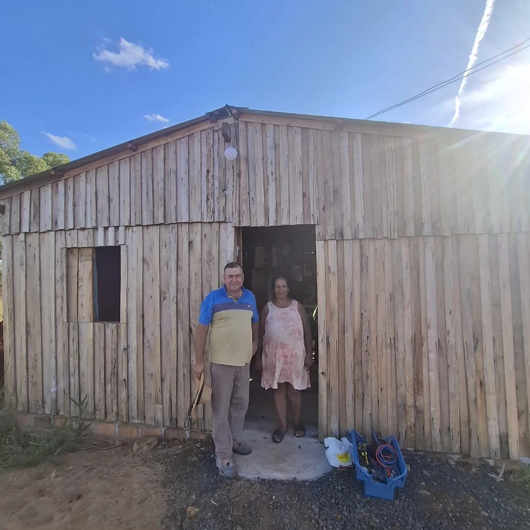 Solución habitacional para tres familias de Azara tras años de vulnerabilidad