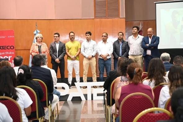 ORÁN PRESENTE EN EL LANZAMIENTO DE LA OFERTA ACADÉMICA 2026 DE UPATEcO