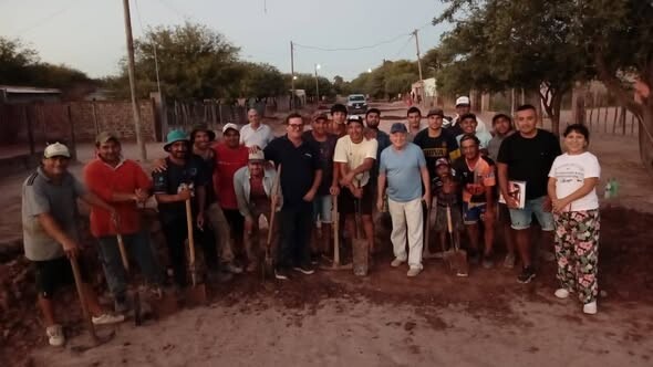 EXTENSIÓN DE AGUA POTABLE EN B° LA MERCED