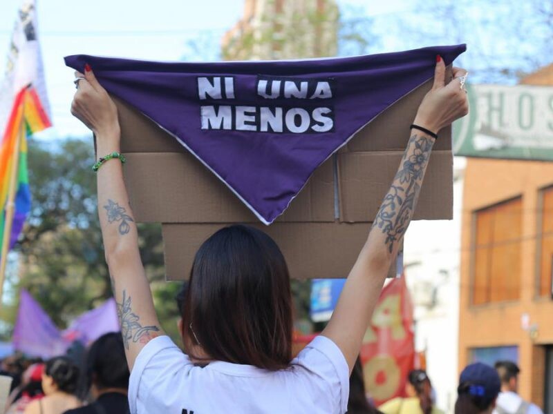 Mujeres de Santa Fe y todo el país marcharon contra la violencia de género