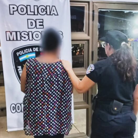 659694788_26671244222515393_25098513054979867_n.jpg Detuvieron a una mujer por el millonario hurto de vinos de colección en un local céntrico de Posadas