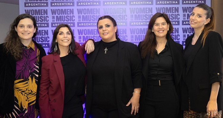 Noelia Albanese, Lorena Martínez, Florencia Mauro, Graciela Contrera, Agustina Szeszurak