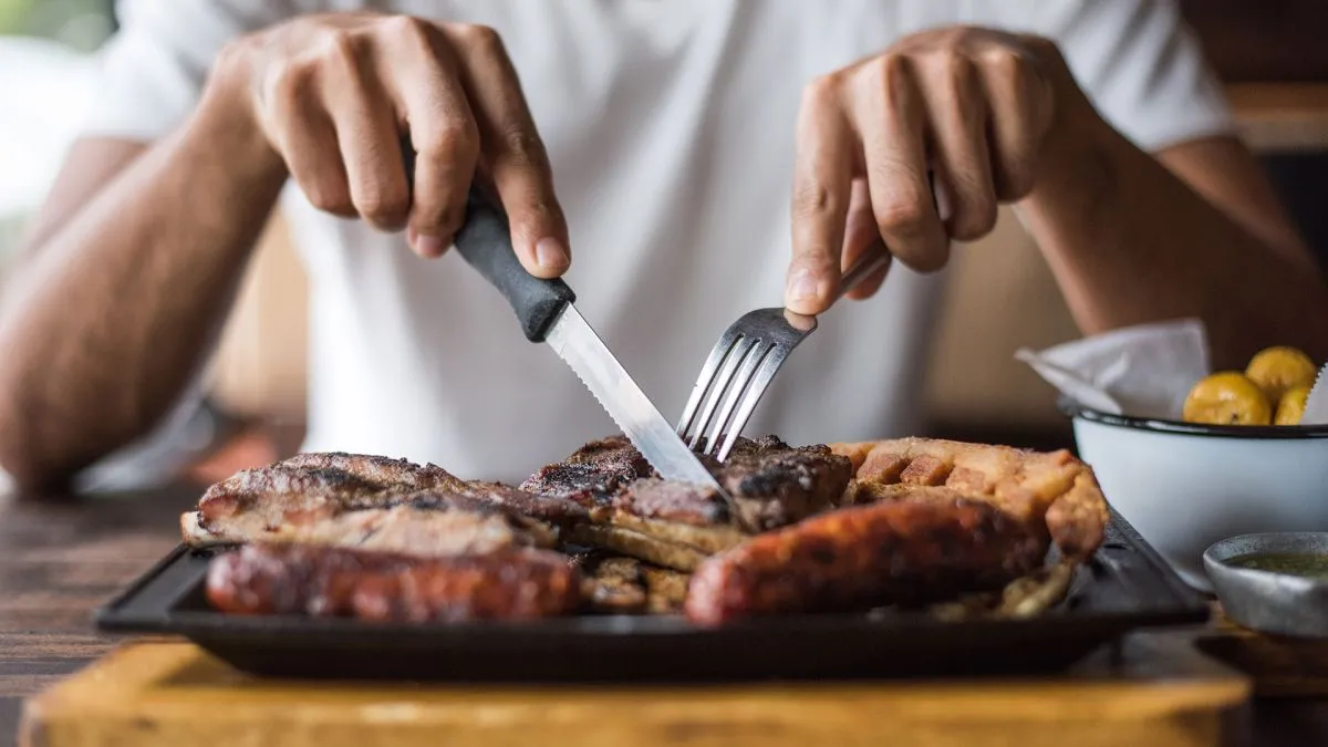 El consumo de carne vacuna cayó más de 11% en el primer semestre y tocó su menor nivel en 30 años