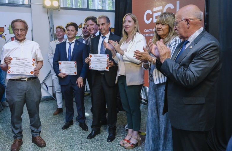La Secretaría de Ciencia, Tecnología e Innovación del Ministerio de Producción, Trabajo e Innovación informa que se cerró la inscripción para la segunda décima edición del Premio Domingo Faustino Sarmiento de Ciencia e Innovación, con un total de 56 postulaciones recibidas.