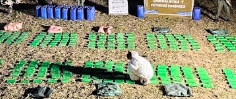 Allanamientos en Roldán y Melincué para dar con los hermanos Borrás