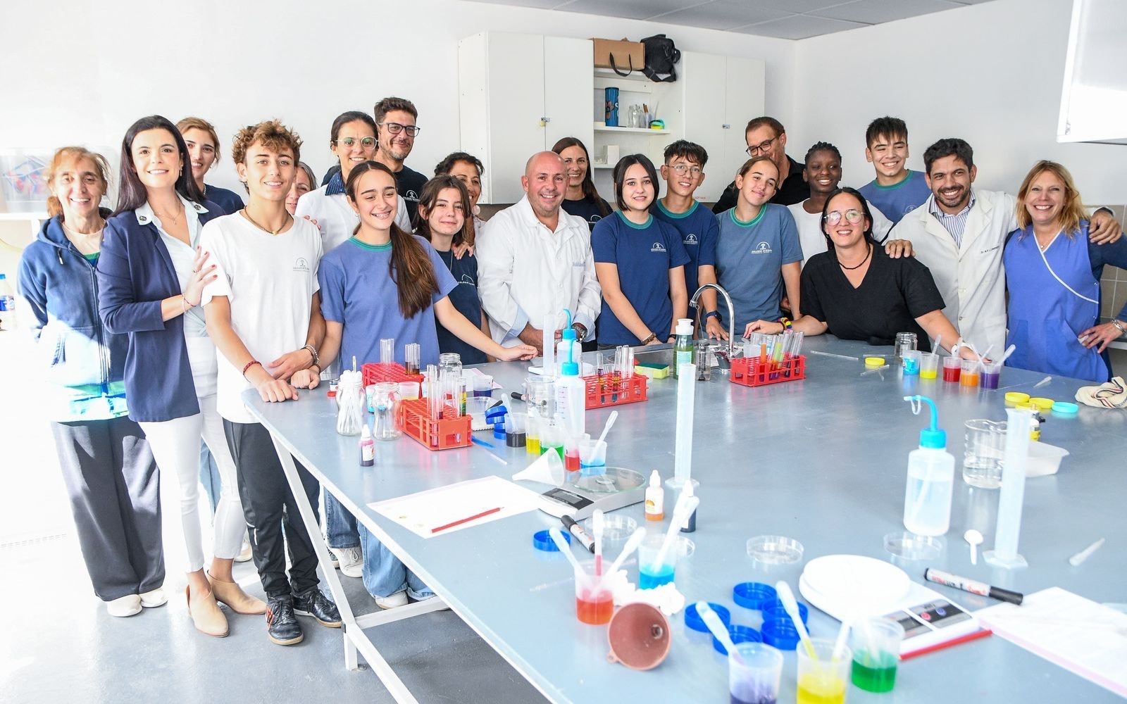 Gustavo Sastre visitó el Colegio Integral Patagonia Argentina (CIPA)