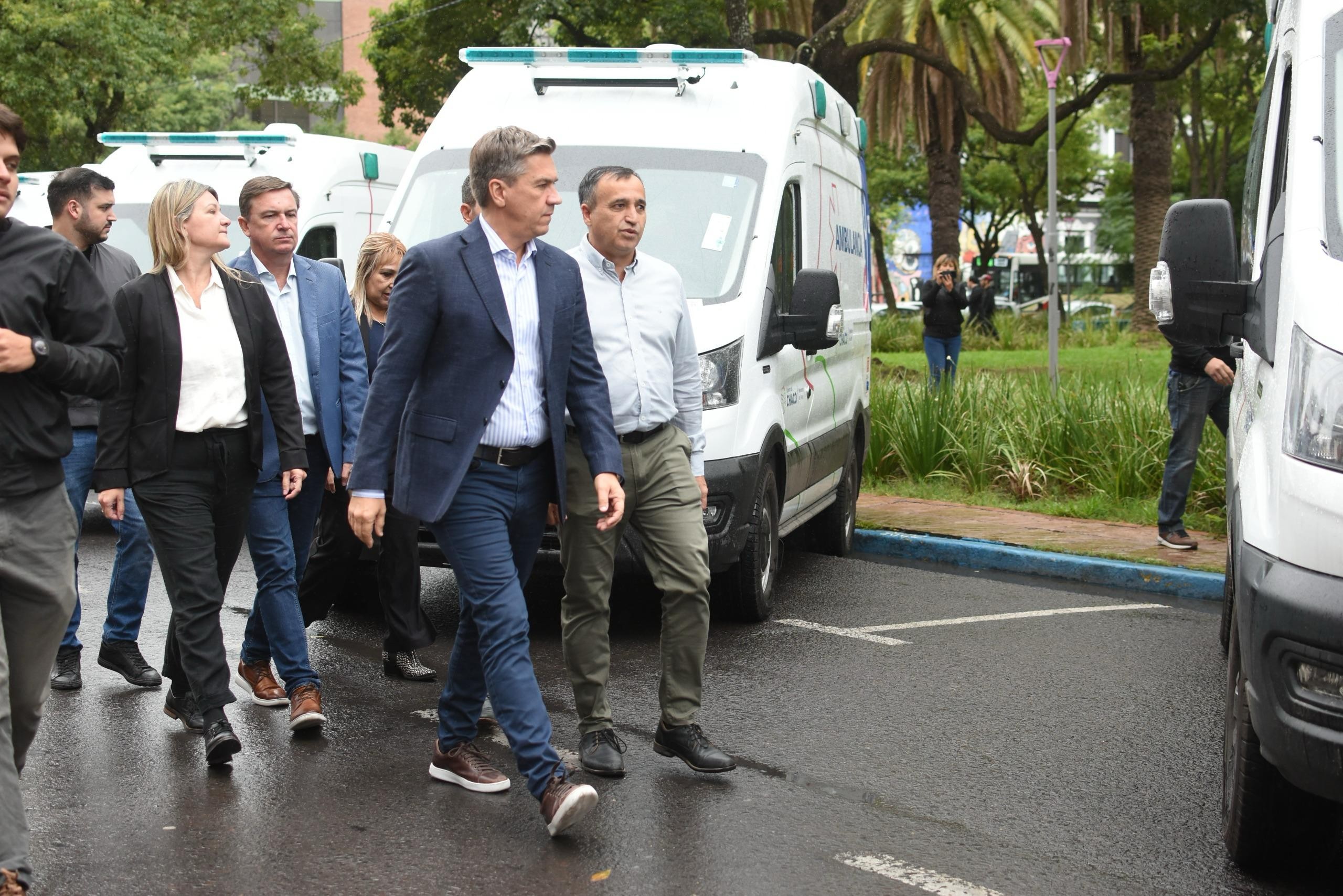 EL GOBERNADOR ZDERO PRESENTÓ LA COMPRA DE 27 NUEVAS AMBULANCIAS Y TRES VEHÍCULOS PARA REFORZAR EL SERVICIO SANITARIO PROVINCIAL