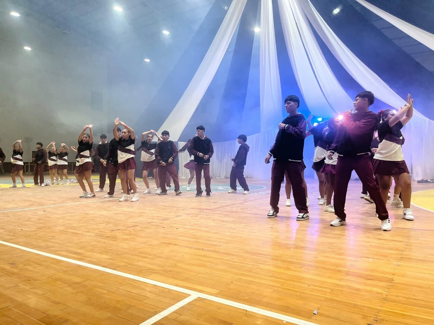 CULMINARON LAS PRESENTACIONES DE PROMOS 2026 EN ORÁN