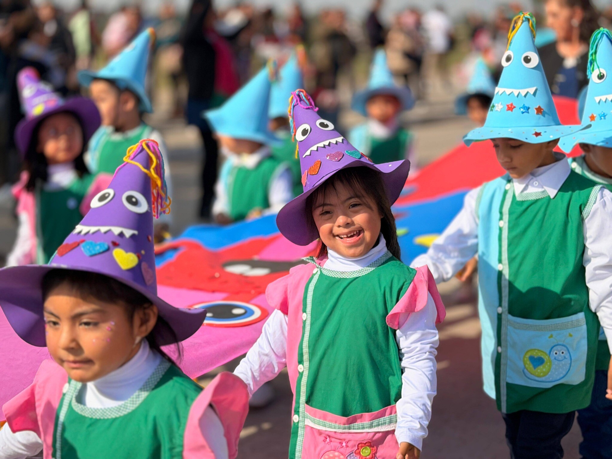 ORÁN CELEBRÓ EL DÍA DE LOS JARDINES DE INFANTES CON UNA GRAN JORNADA EN EL PARQUE DE LA FAMILIA