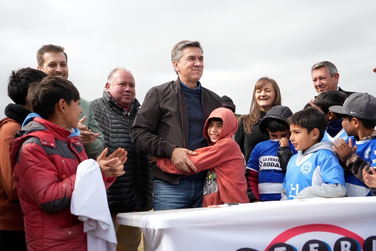 CHARATA: MÁS OBRAS PARA FORTALECER EL DEPORTE Y LA CONTENCIÓN SOCIAL EN SPORTIVO