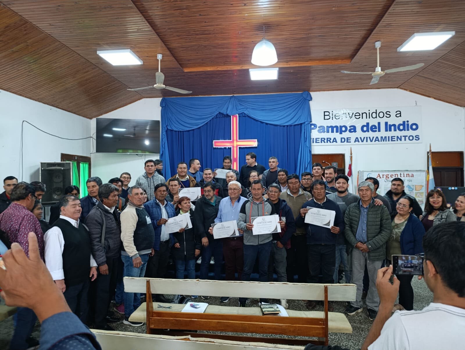 PAMPA DEL INDIO: SE LANZÓ LA PRIMERA JORNADA DE CAPACITACIÓN PARA PASTORES Y LÍDERES