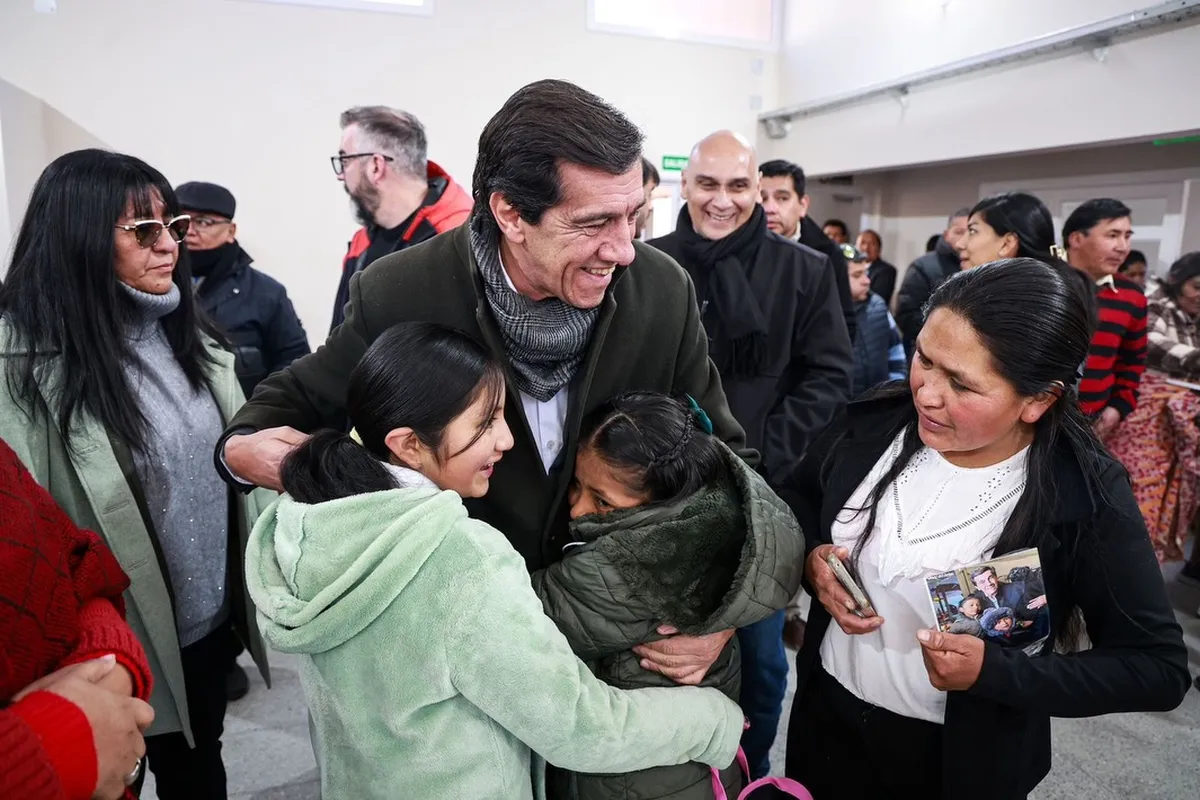 Sadir inauguró la Escuela Primaria N° 211 «Gendarmería Nacional» en Olaroz Chico