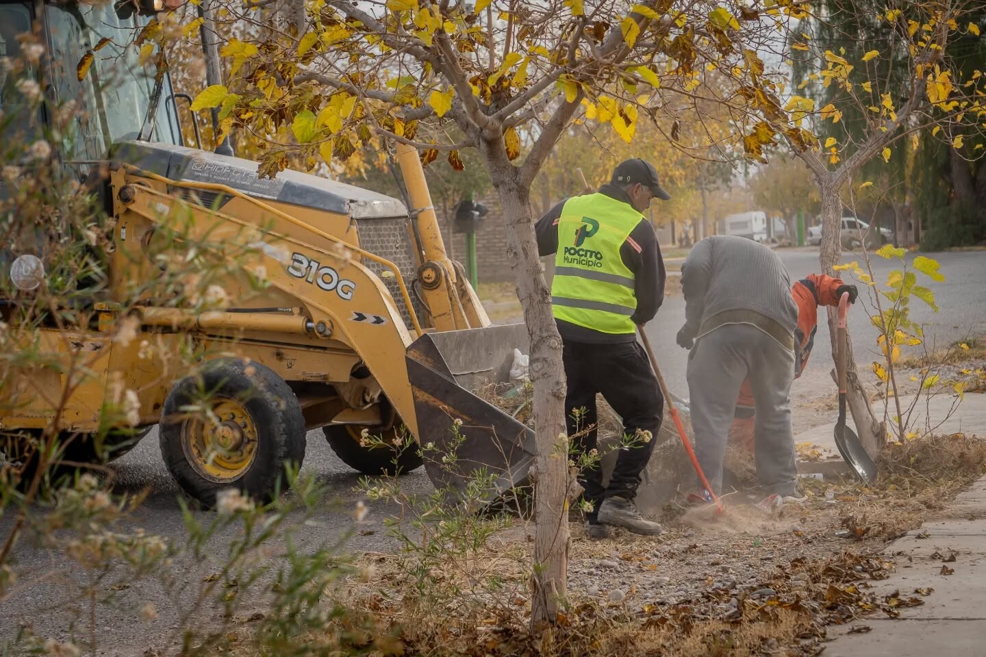 Pocito realizó un operativo integral de limpieza en los barrios Bella Vista I y I