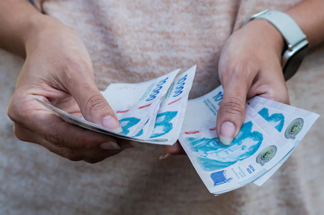 Los ingresos de las mujeres son hasta 30% inferiores a los de los hombres