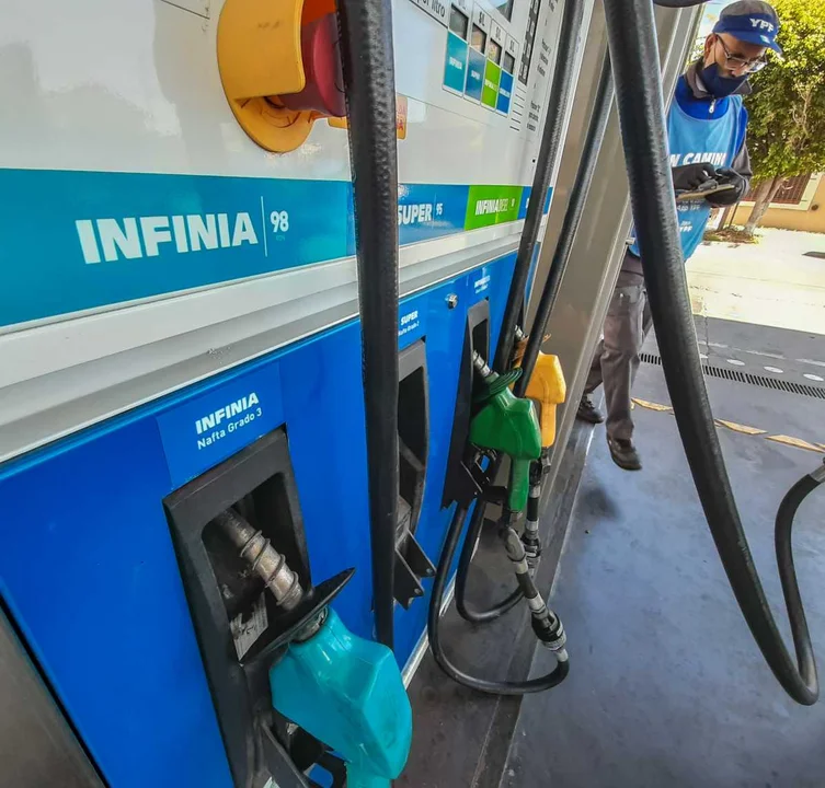 720 (27).webp Por qué YPF no actualizará esta noche el valor de sus combustibles