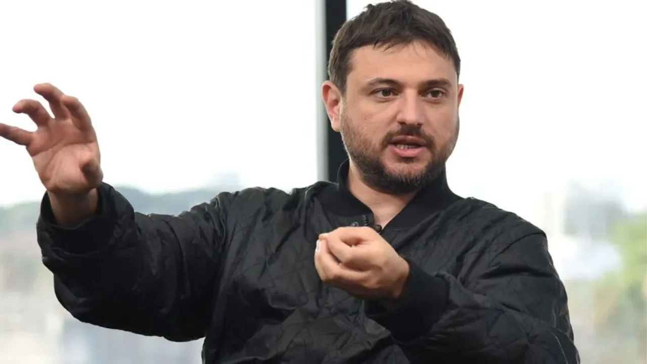 720 (5).webp Juan Grabois cruzó a Javier Milei por su respaldo a Elon Musk: «Sos un monito arrastrado, facho hijo de p…»