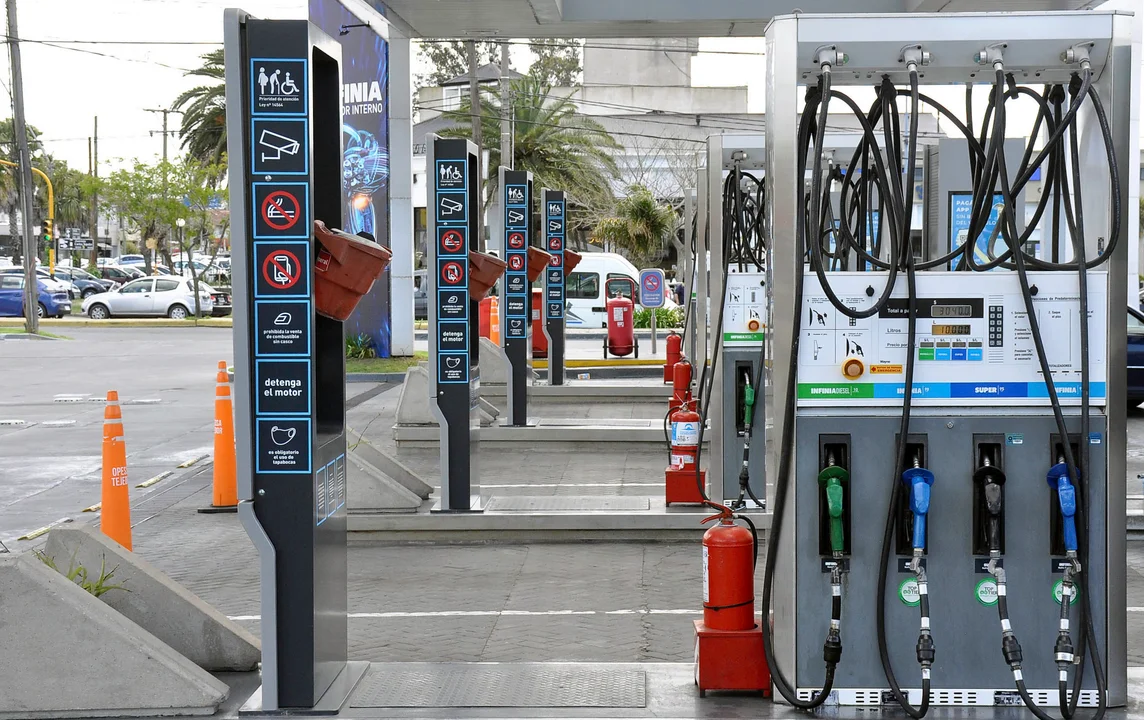 720 (6).webp Los impuestos a los combustibles suben desde hoy y habrá otro aumento en mayo