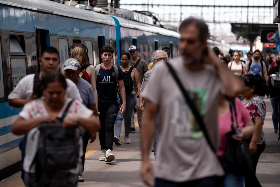 720 (8).webp El humor social en caída libre mientras se desploman las expectativas económicas
