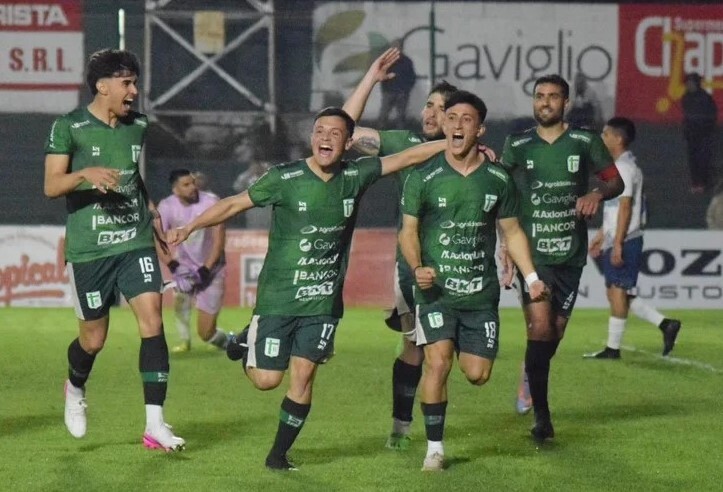 Victoria por 3 a 0 y se subió al tren de la ilusión