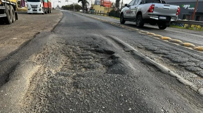 La Provincia abrió la licitación para reparar 4.600 kilómetros de rutas