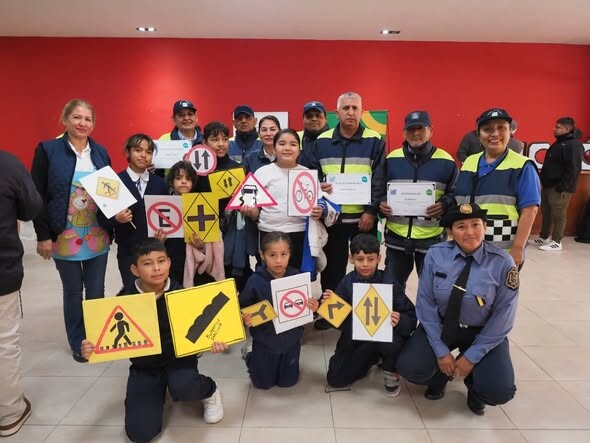 RECONOCIÓ A SUS AGENTES DE TRÁNSITO EN EL DÍA NACIONAL DE LA SEGURIDAD VIAL