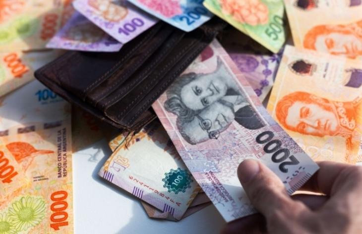 PARTE PROPORCIONAL: Desde mañana se completa el pago del salario de abril a los estatales