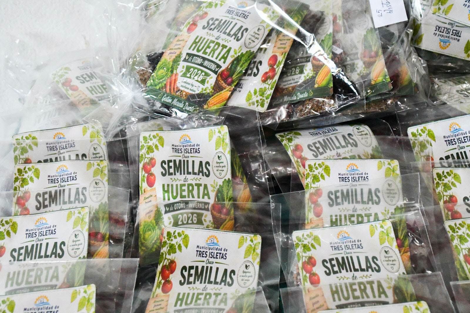 TRES ISLETAS: ENTREGA DE SEMILLAS PARA FORTALECER LAS HUERTAS FAMILIARES