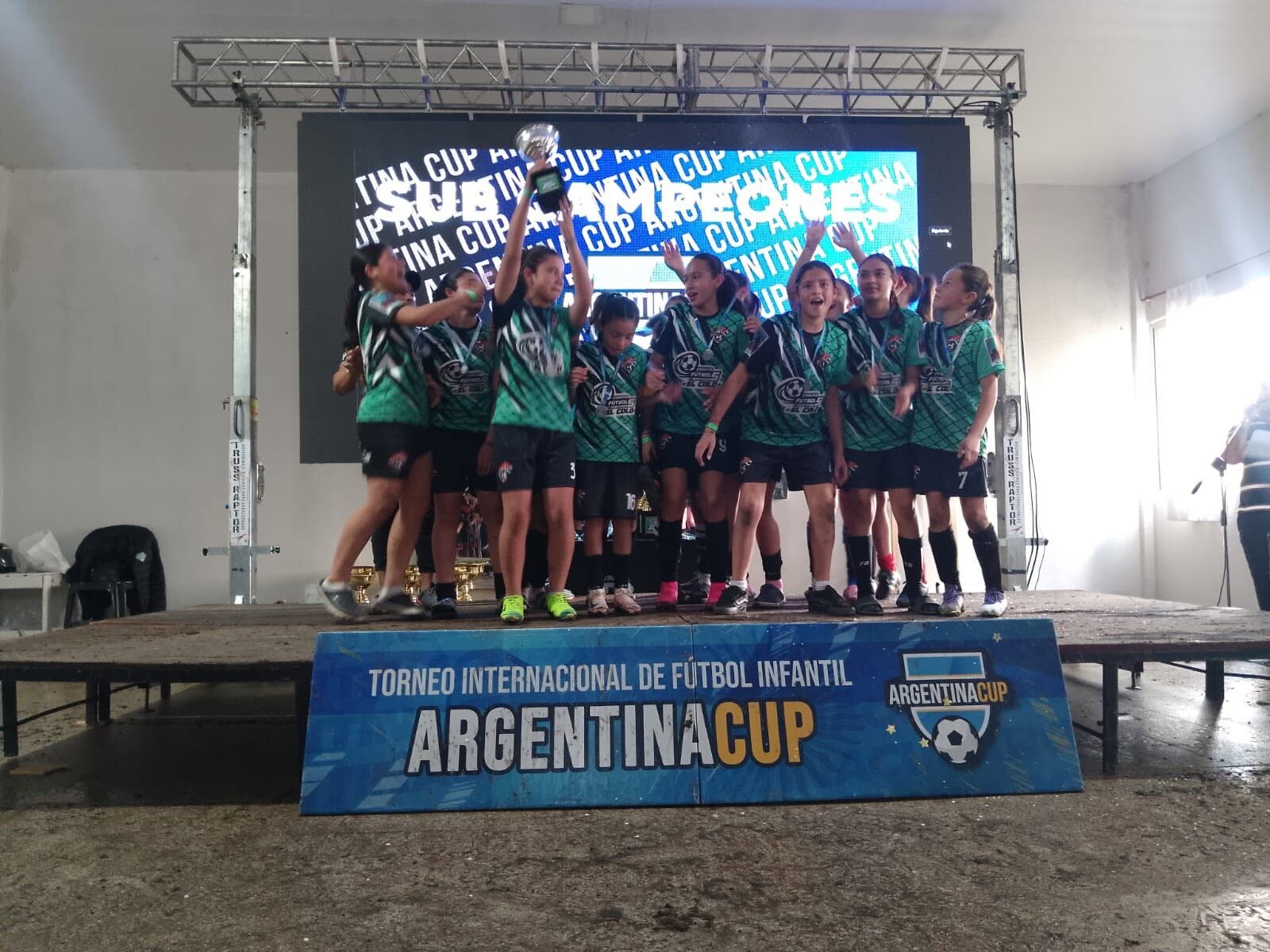 Las Tigresitas del Oeste son subcampeonas de la Copa de Plata