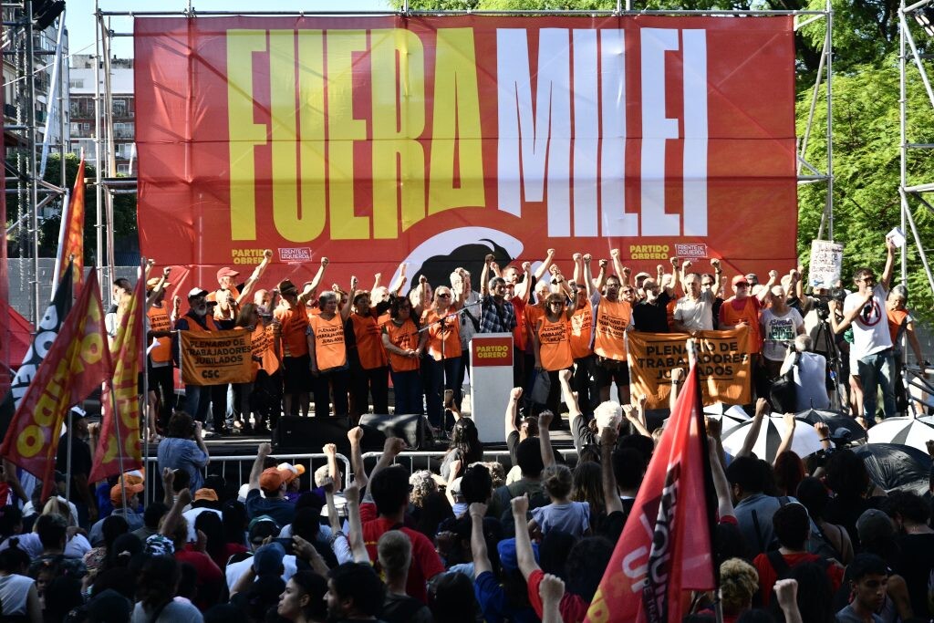 “Vamos con todo a la Marcha de la Bronca: por todos los reclamos y el fuera Milei”